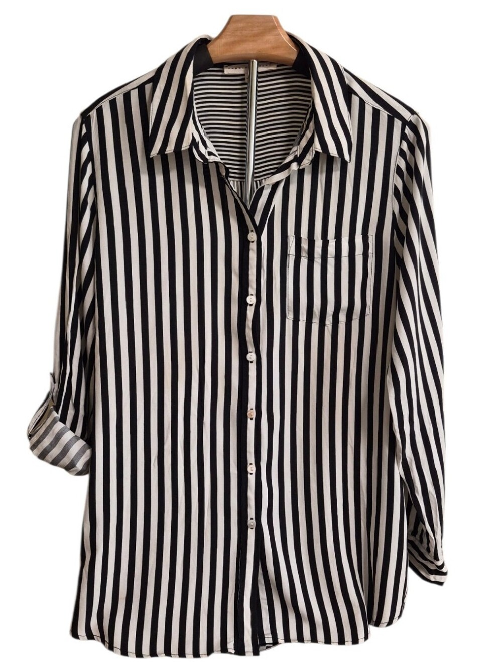 Casual Chic Jane + Delancey Vertical Striped Button-down Shirt - Size Large